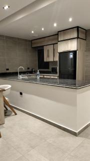 Lurret Hotel - 2