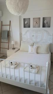 Skyline Vista - Sea View Apartment with Free Parking - Piraeus - 0