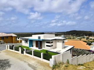 Hilltop Villa Curacao - 0