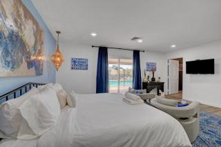 Buddha Mansion Compound - Pickle Ball - Basket ball - Pool - Hot Tub - Sauna Game Room and much more - 5