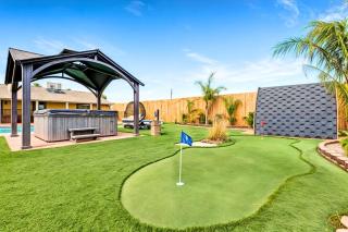 Buddha Mansion Compound - Pickle Ball - Basket ball - Pool - Hot Tub - Sauna Game Room and much more - 6