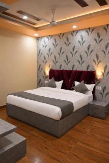 HOTEL RAAS PLAZa - 8