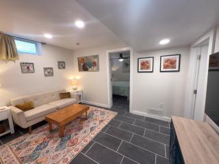 Private Garden Apartment Across from Como Lake - Rowan - 8