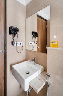 Tao Private 3BHK in Bandra - 6