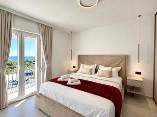 Golden Pearl - Exclusive Sea View Apartment with Spacious Teracce, SPLIT - 1