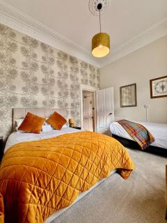 Scot Townhouse - 4