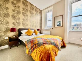 Scot Townhouse - 6