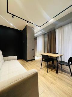 2 Air Conditioner - Secure Building - Prime Area - 6