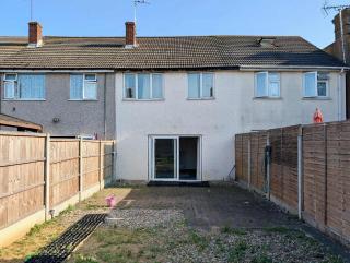 2bed Tilbury house with free parking - 7