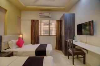 Hotel Galaxy Comforts - Near Mumbai International Airport - 6