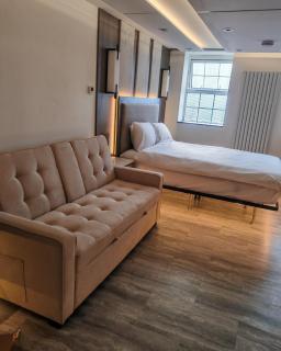 The Luxuria Central - 3