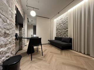 De Rerum Natura - 7