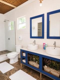 Azura Vacation Rental - Saint James - 4