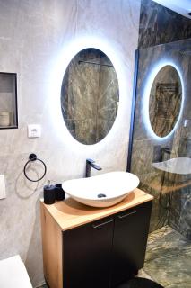 Politon Suites - 4