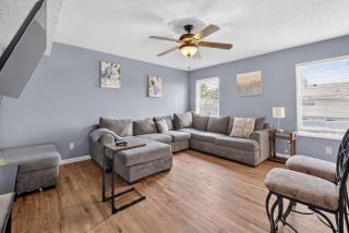 Relaxing 6BR Home with Game Room Patio Sleeps 14 - 9
