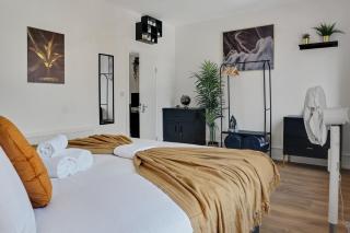 Hither Green Work & Stay Cozy home for 6 - 8
