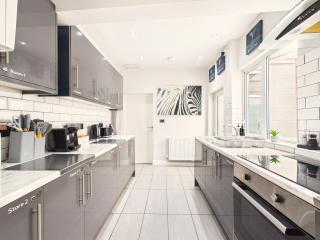 The Kettering Residence , Private Ensuite Rooms , Wicksteed Park , KGH , Silverstone - 4
