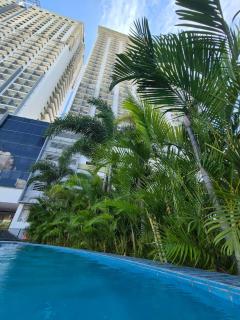 Fresh Studio Retreat - Pool, Gym & Parking - 4