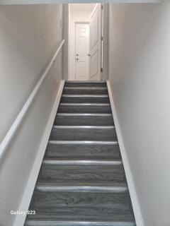 Cozy, newly built basement suite 12 km from YYC - 6