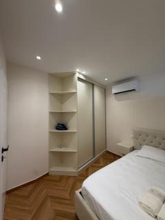 Golden Sunset Apartment - 6