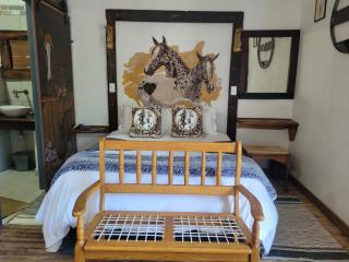 Cozy Guest - 2