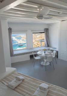 Eagles Nest Mykonos Suites & Apartments - Shared Pool & Jacuzzis - 6