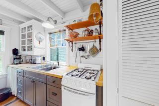 Waterfront dog-friendly cottage with amazing views, deck, grill, & washer/dryer - 1