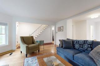 Charming Camden Retreat with Front Porch, Deck and Wifi - 4