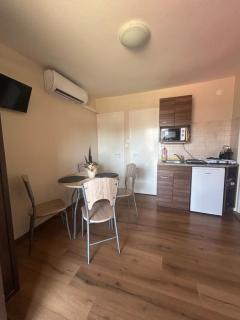 Summer Apartments - 7