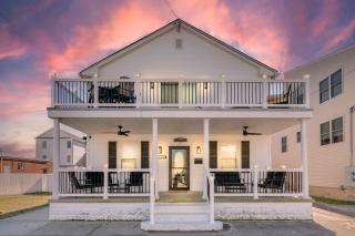 Wildwood - 7BR Beach House Game Room & Parking - 9