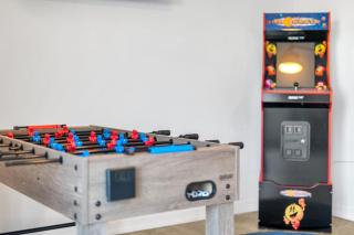 Wildwood - 7BR Beach House Game Room & Parking - 6