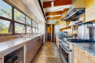 Stylish Coastal Retreat w/ Spacious Layout & Access to the St George Peninsula - 1
