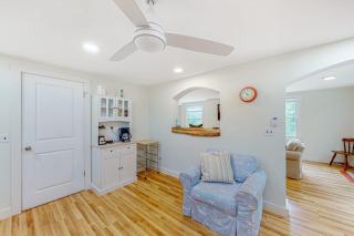 Renovated home with water views, - dogs okay - 7