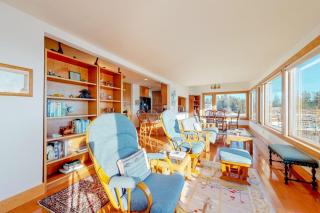 Stunning oceanfront cottage w/ private deck and Atlantic views - 3