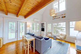 Periwinkle Cottage | Sunny cottage in Westport Island overlooking the river - 4