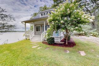 Periwinkle Cottage | Sunny cottage in Westport Island overlooking the river - 7