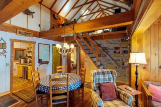 Dog-Friendly Lakefront Cabin with Full Kitchen, Firepit, Free WiFi, Great Views - 3
