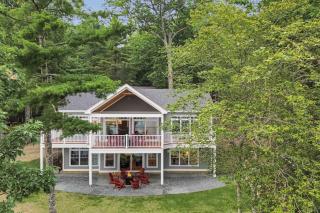 Elegant lakefront home near Bar Harbor & Acadia with modern kitchen, lake views - 8