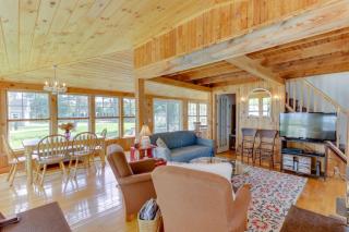 Charming Bayview Cottage with Deck, Firepit, Garden - 200 - 4