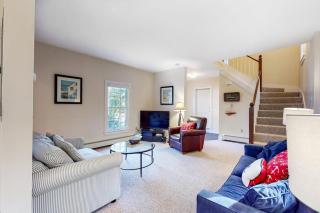 Walkable apartment with water view, washer/dryer & full kitchen - 6