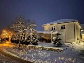 Secret Garden Spa House - Pool & Sauna - 6