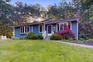 Tree-lined home with screened porch & perfect Midcoast location - 0