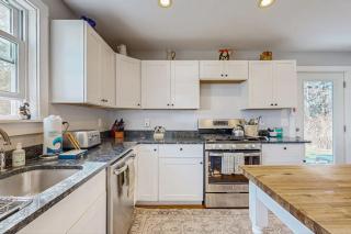 Coastal bungalow with large yard, beautiful kitchen, & great location - 1