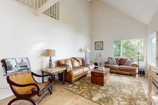 Oceanfront snowbird-friendly home on the beach with washer/dryer & fireplace - 6