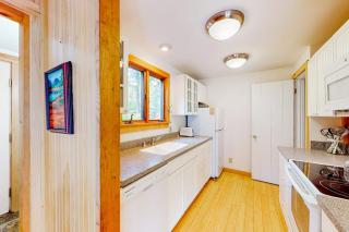 Dog-friendly ocean-view home with grill, wood stove, deck, washer/dryer, & AC - 2