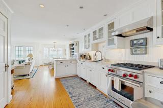 Oceanfront home incredible ocean views, deck & location - 5