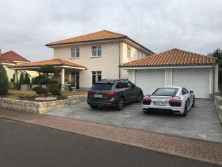 Secret Garden Spa House - Pool & Sauna - 4