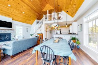 Secluded hilltop home with beautiful Cadillac Mountain view and multiple decks - 5