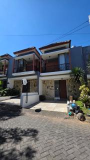 A-Three Guest House - 9
