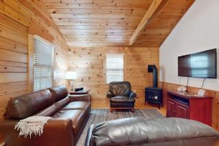Dog-friendly cabin with firepit, kitchen, AC, & trails for your next escape - 7